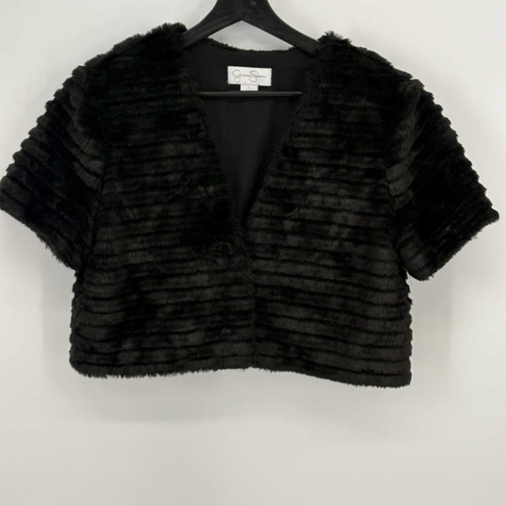 💆🏻♀️ Jessica Simpson Black faux fur bolero Jacket